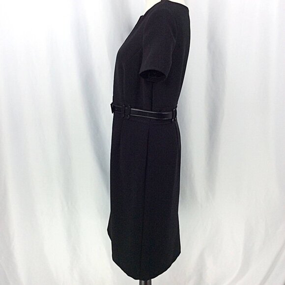 Tahari Arthur Levine Belted Sheath Dress Womens Size 8 Black Short Sleeve V-Neck - Picture 2 of 9